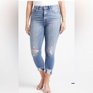 NWT Good American Plus Size Light Wash Distressed Ankle Cropped Jeans - Size 24